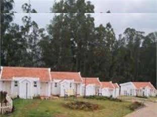 Deccan Plaza Hotel - Ooty Buitenkant foto